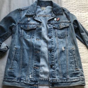 Distressed Gap Jean Jacket